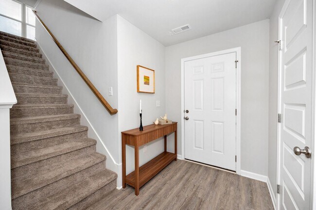 Building Photo - 3 Bedroom House in East Limestone