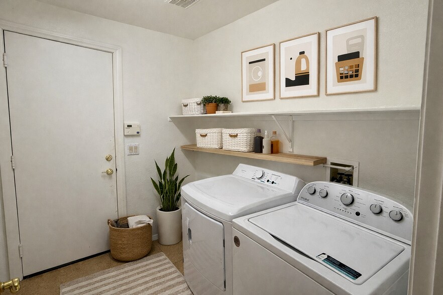 Building Photo - 618 Painted Cloud Pl