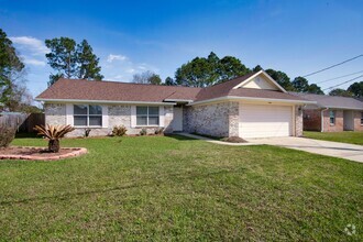 Building Photo - Available Now in East Navarre!!!