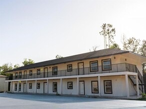 Building Photo - 2201 CONWAY Dr