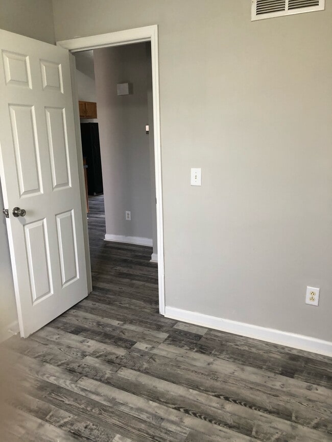 Building Photo - 430 Secretariat Dr