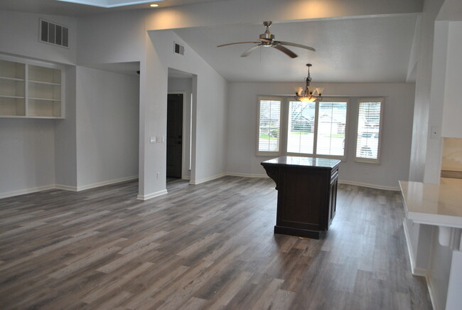 Building Photo - 5139 Mauna Loa Ct