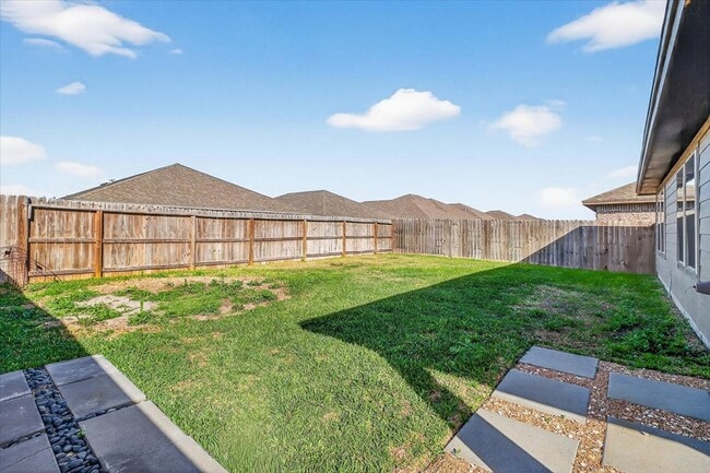 Building Photo - 7230 Tristan Dr