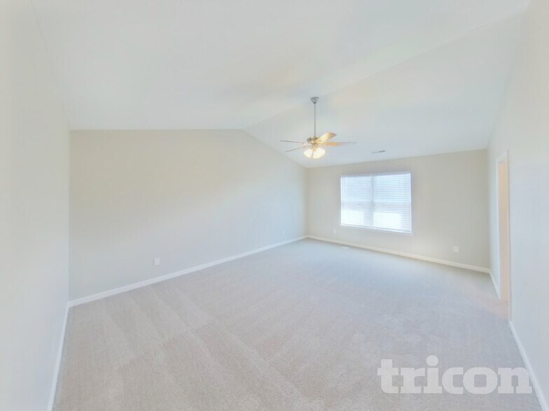 Building Photo - 3204 Dizzy Dean Dr