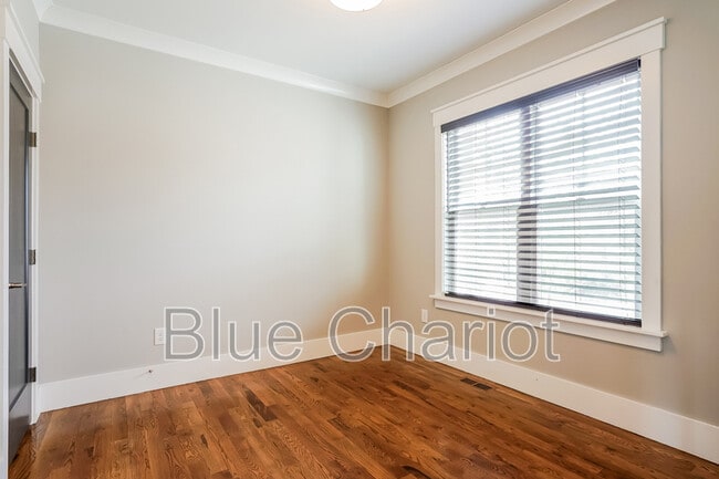 Building Photo - 1312 N Alston Ave