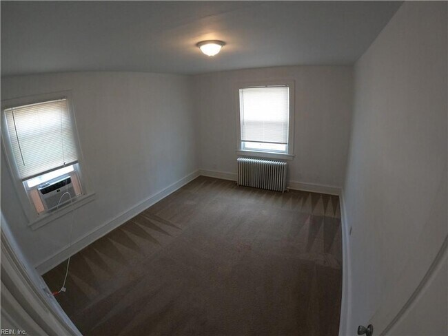 Building Photo - 5905 Hampton Blvd