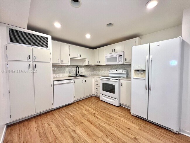 Building Photo - 2851 NE 183rd St