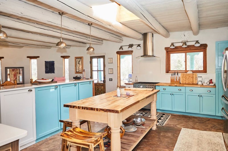 Building Photo - 68 Martinez Rd