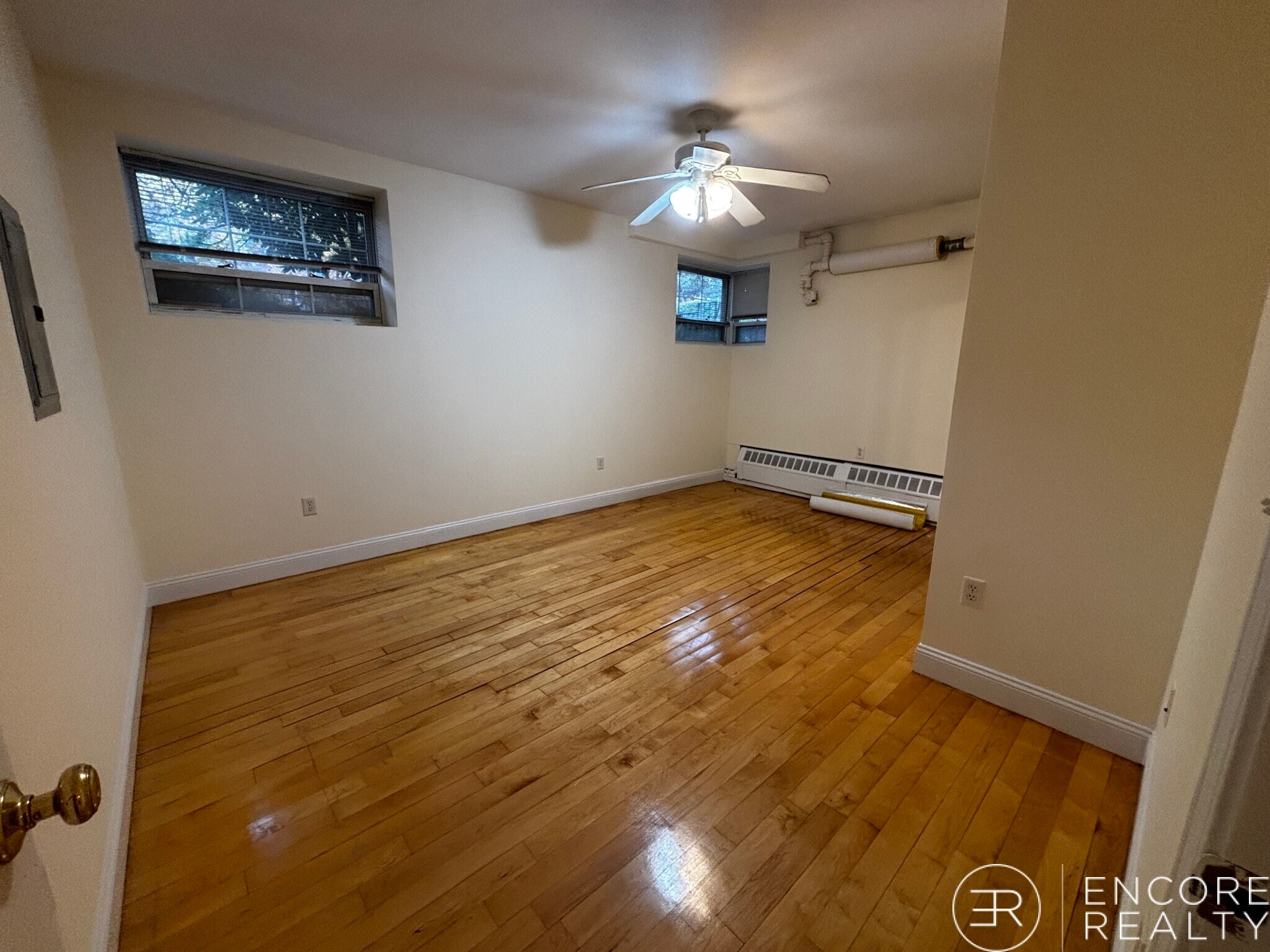 Building Photo - 1555 Beacon St