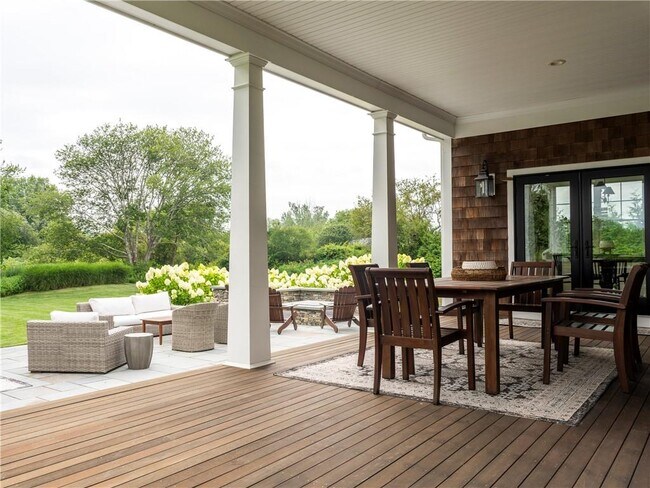 Building Photo - 207 Cornelius Dr