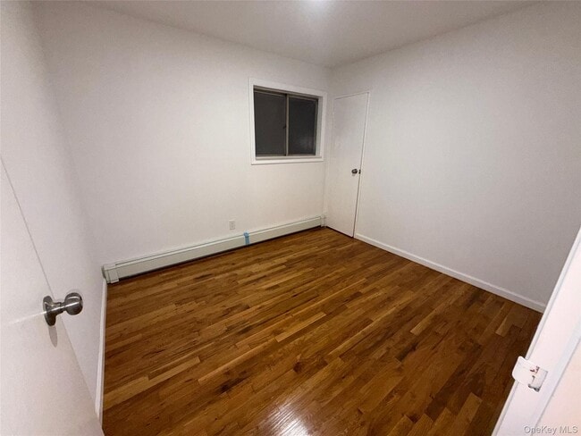 Building Photo - 8 Jonquill Ln