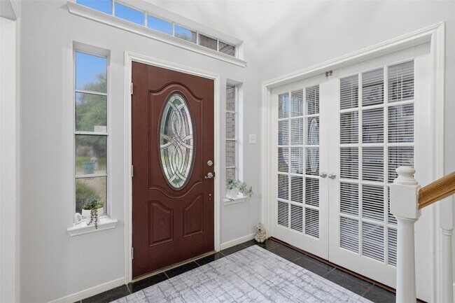 Building Photo - 2538 Acadiana Ln