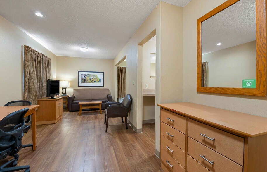 Building Photo - Furnished Studio-Tallahassee - Killearn