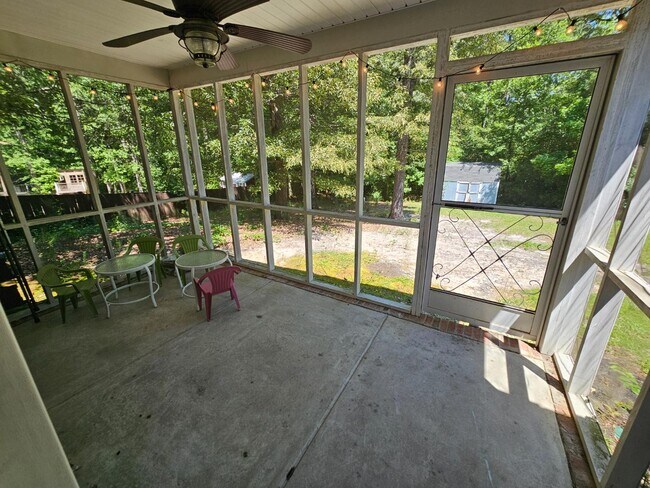 Building Photo - 230 Sorrel Tree Ln