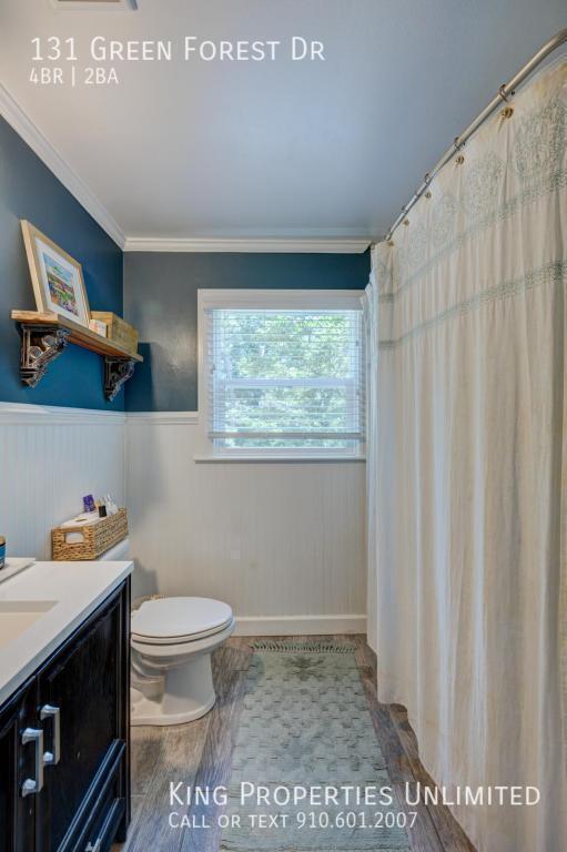 Building Photo - 131 Green Forest Dr