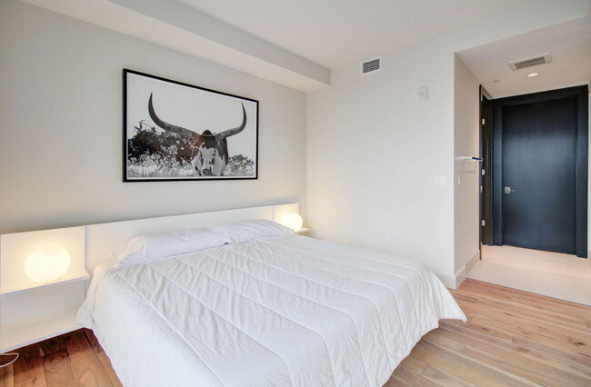 Building Photo - 4422 N 75th St