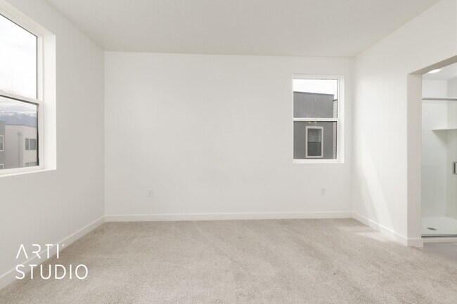 Building Photo - Modern Comfort in Midvale – 3 Bed, 2 Bath ...
