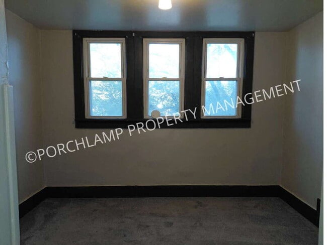Building Photo - 505 Catawba Ave