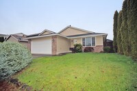 Building Photo - 601 SE 71st Ave