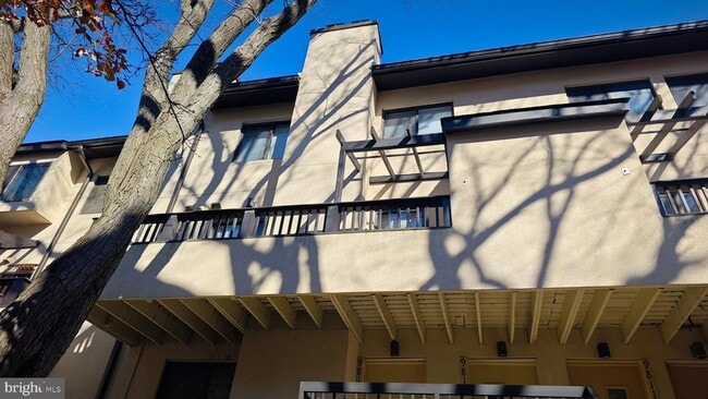 Primary Photo - 9813 Hellingly Pl