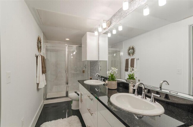 Building Photo - 3300 Towers Blvd