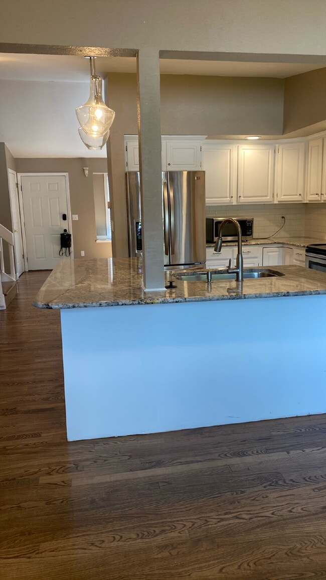 Building Photo - Westside White Buffalo