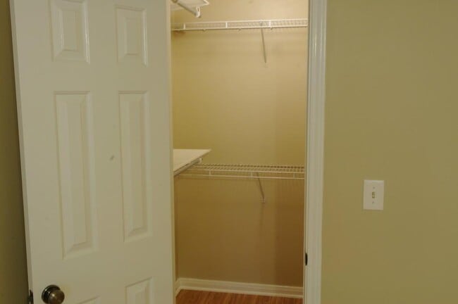 Building Photo - 501 W 26th St