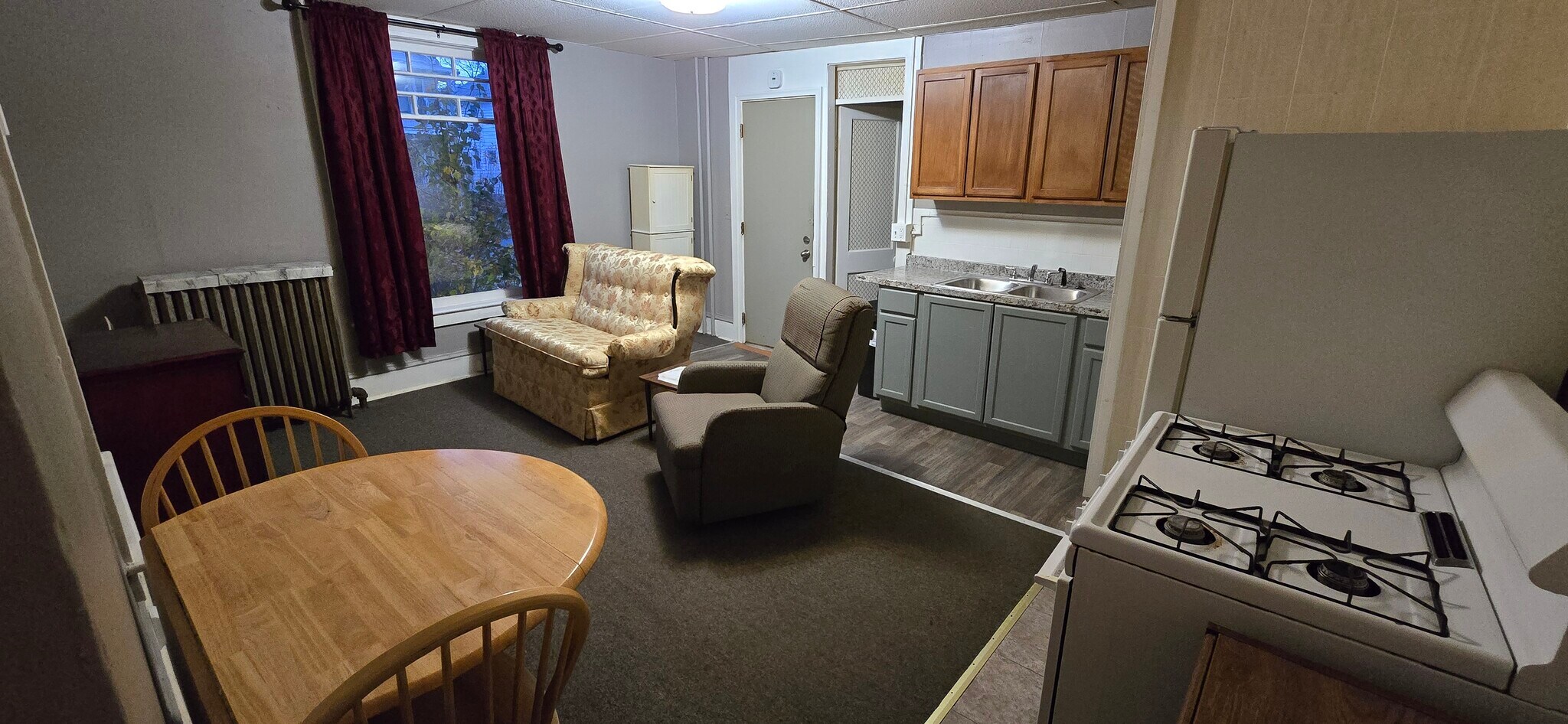 Building Photo - 202 N Clinton St