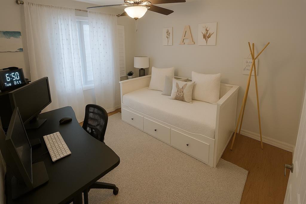 Building Photo - 1055 Yellow Birch Ter