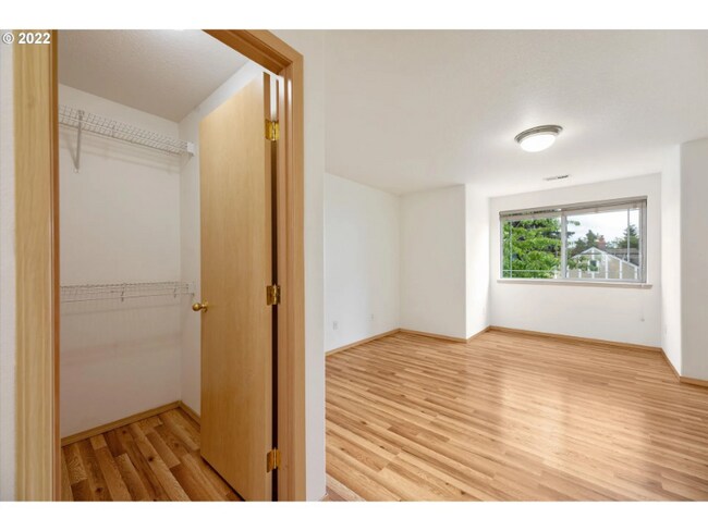 Building Photo - 3552 SE 66th Ave