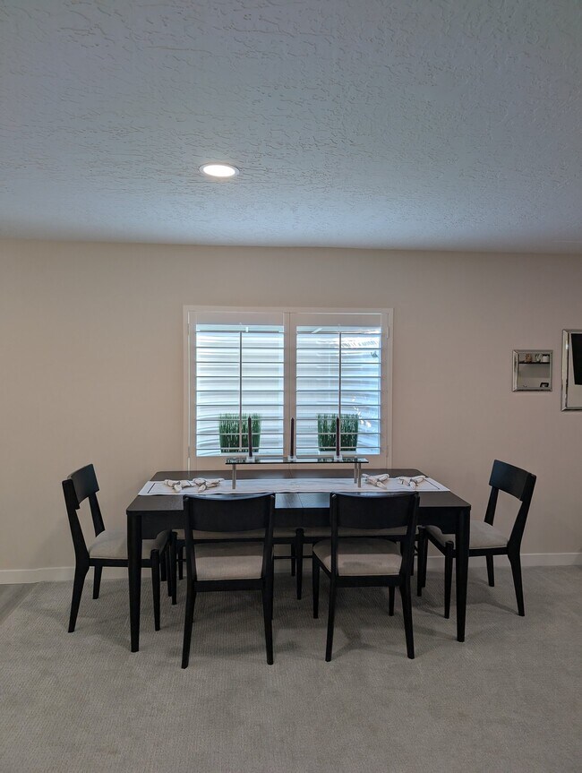 Building Photo - 4780 Kite Ct