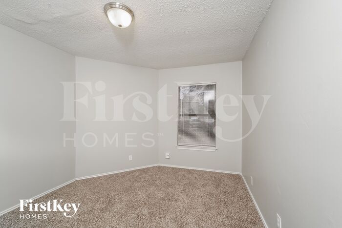 Building Photo - 7915 Millers Trail