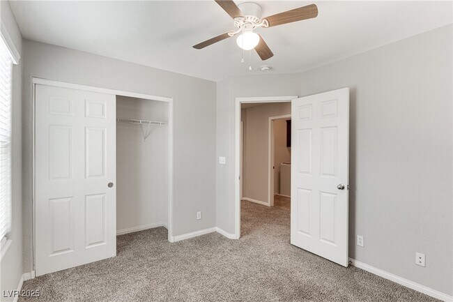 Building Photo - 1186 Claire Rose Ave