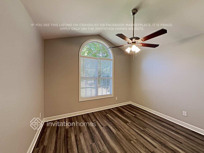 Building Photo - 4426 Stonefield Dr