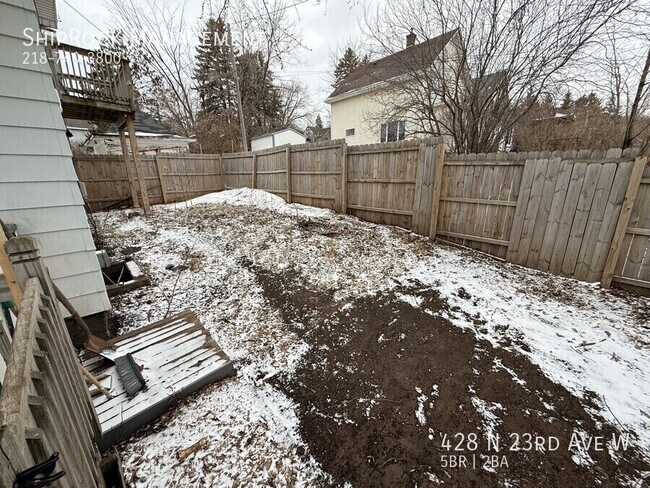 Building Photo - 428 N 23rd Ave W