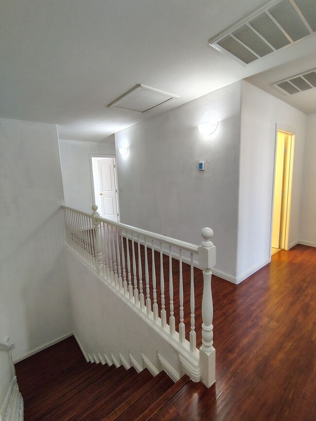 Building Photo - 267 Daisy Gold Ct
