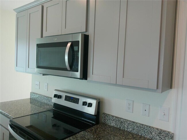 Building Photo - 1320 Mirabella Cir