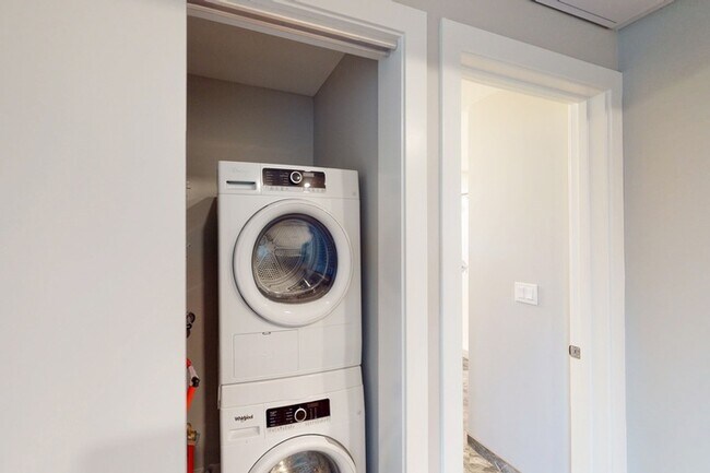 Floorplan - 520 E Armour