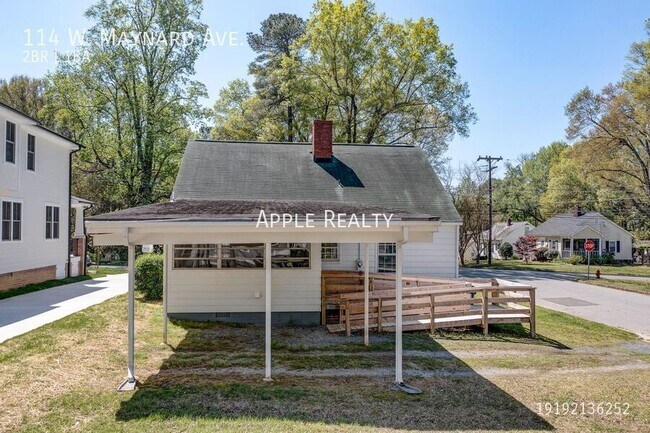 Primary Photo - 114 W Maynard Ave