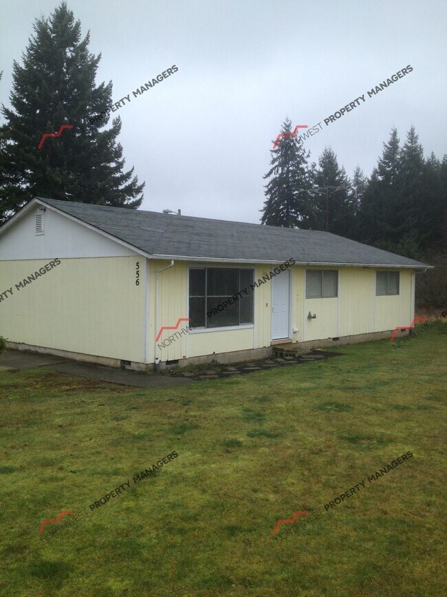 Building Photo - STATUS: *AVAILABLE * | R14 |  $1795