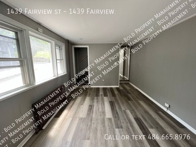 Building Photo - 1439 Fairview St
