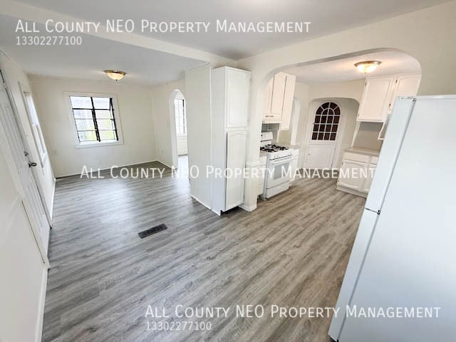 Building Photo - 897 McKinley Ave