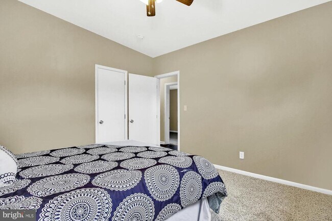 Building Photo - Coming Soon- Beautiful 3 Bedroom, 1 Bath h...