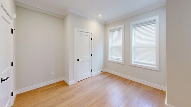 Building Photo - 162 Allston St