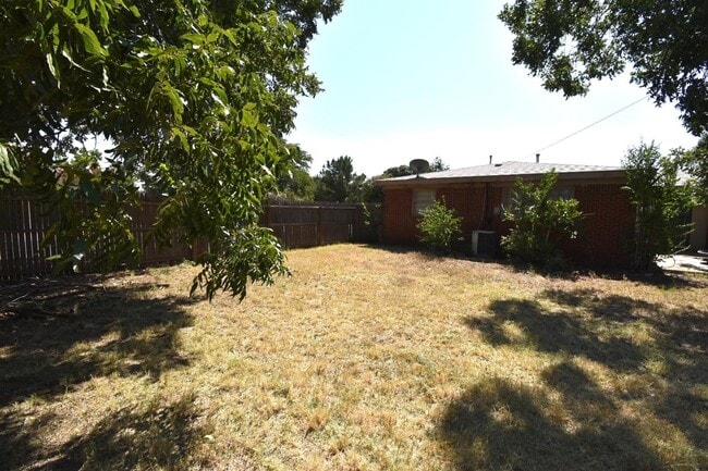 Building Photo - 2802 54th St