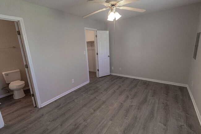 Building Photo - 4307 Derby Ridge Dr