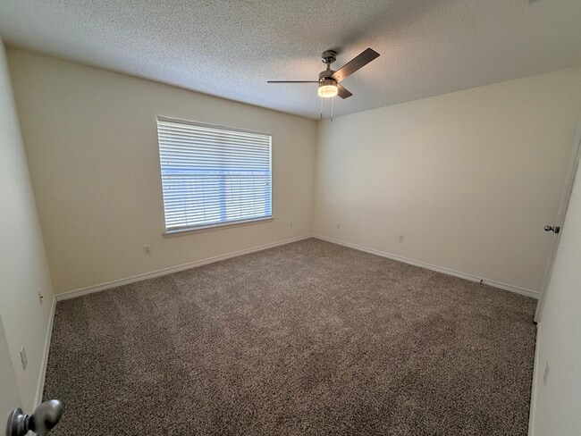 Building Photo - 15171 Haversham Pl