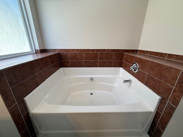 Building Photo - 2459 Newbury Ave