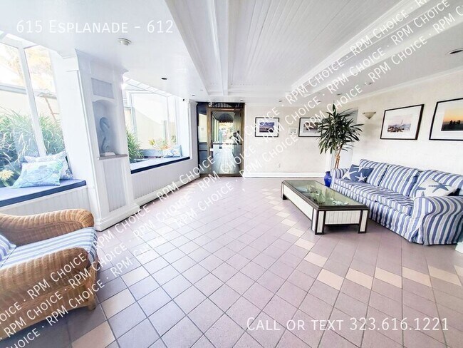 Building Photo - 615 Esplanade-612