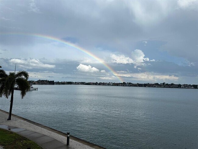 Building Photo - 5200 Brittany Dr S